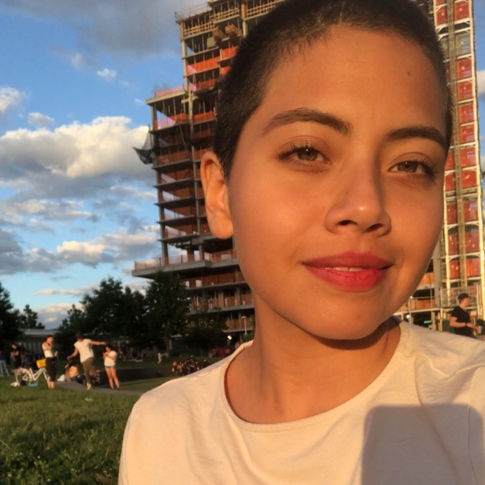 Meet your Posher, Gabriela